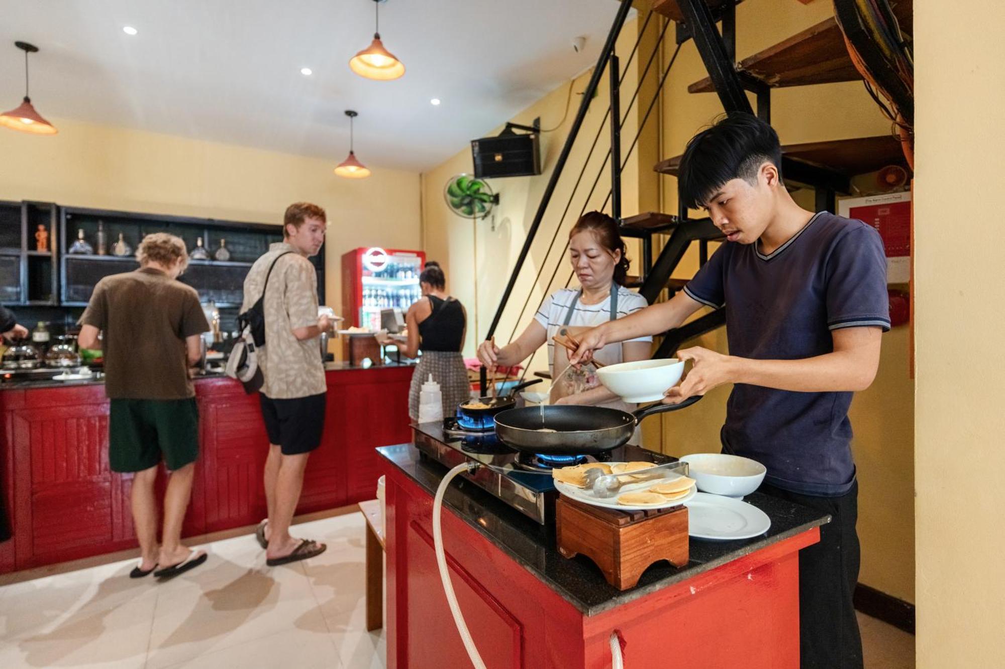Harmony Old Town Hostel And Pool Bar Hội An Kültér fotó