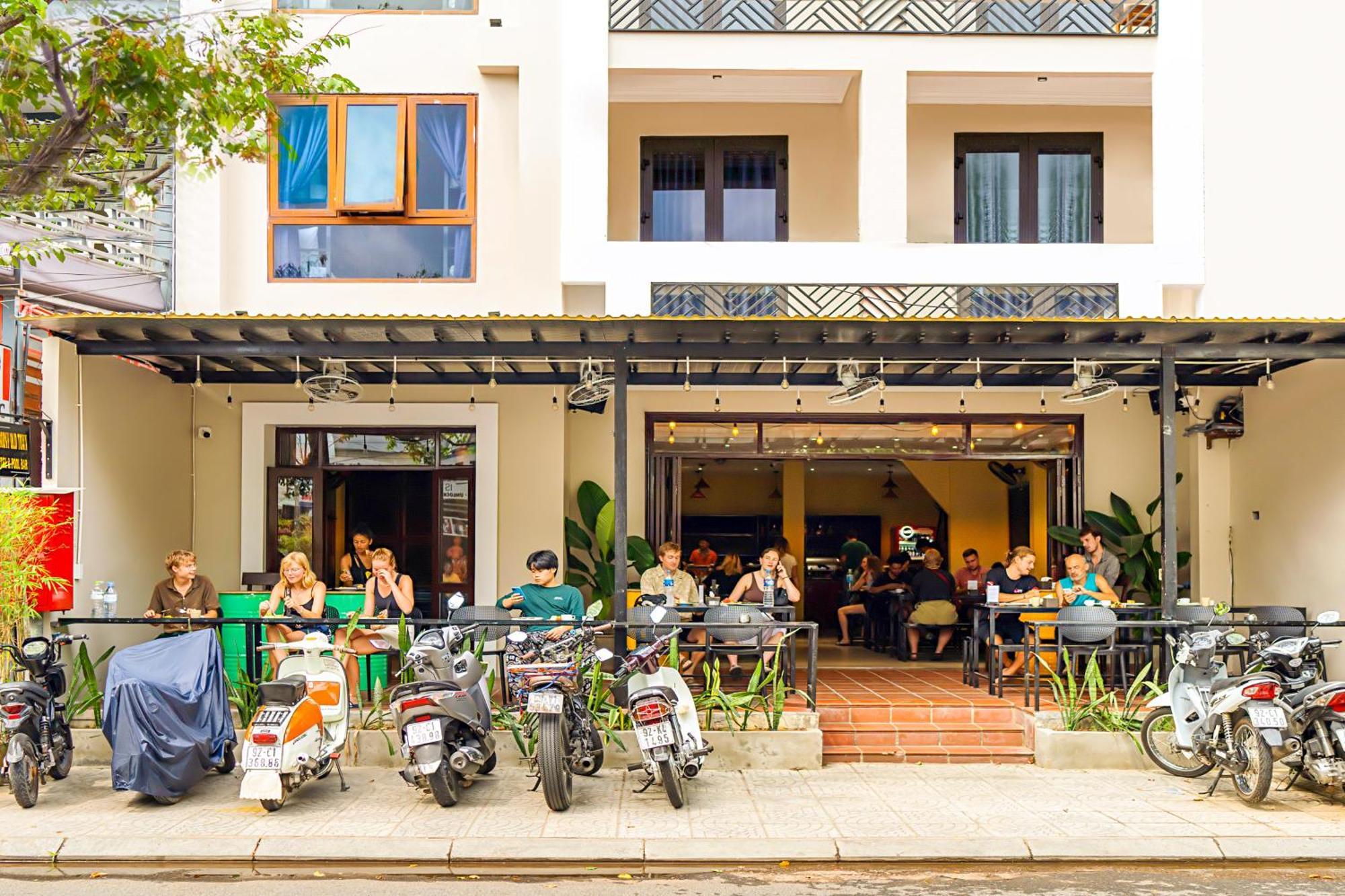 Harmony Old Town Hostel And Pool Bar Hội An Kültér fotó